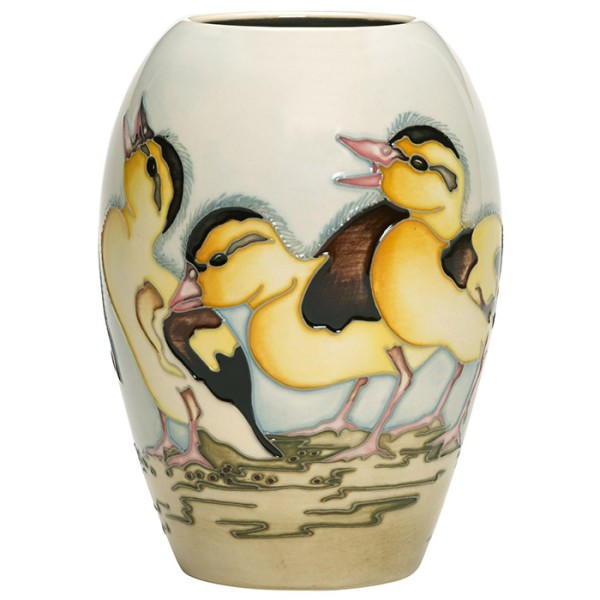 Spring Ducklings - Vase