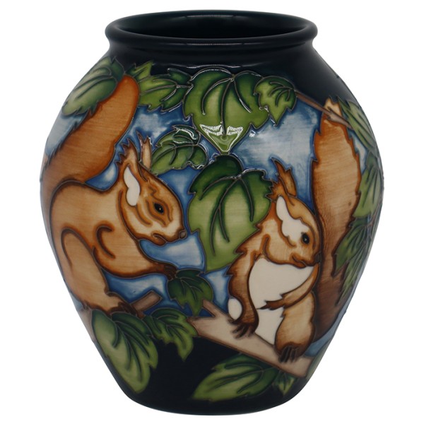 Red Squirrell - Vase