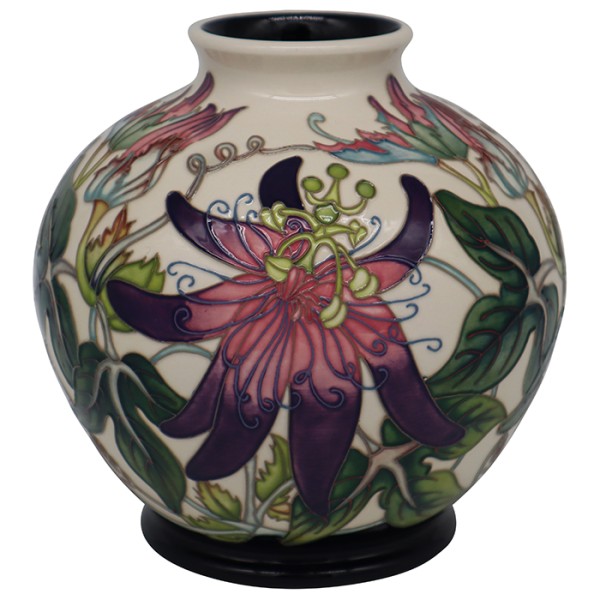 Passion Flower - Trial - Vase